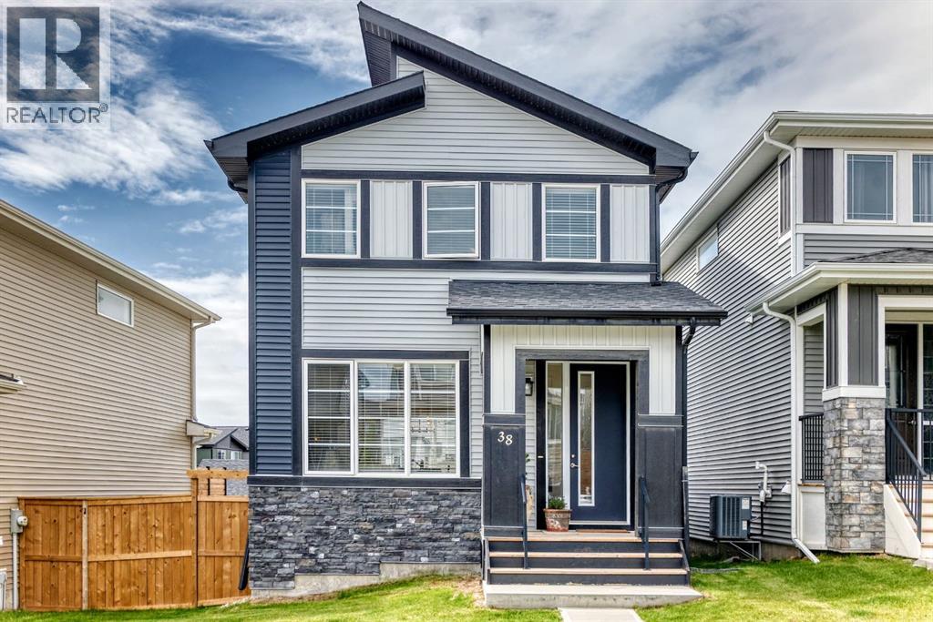 38 Precedence Glen, cochrane, Alberta