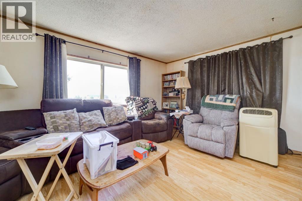 325 Minto Street, Granum, Alberta  T0L 1A0 - Photo 6 - A2335113