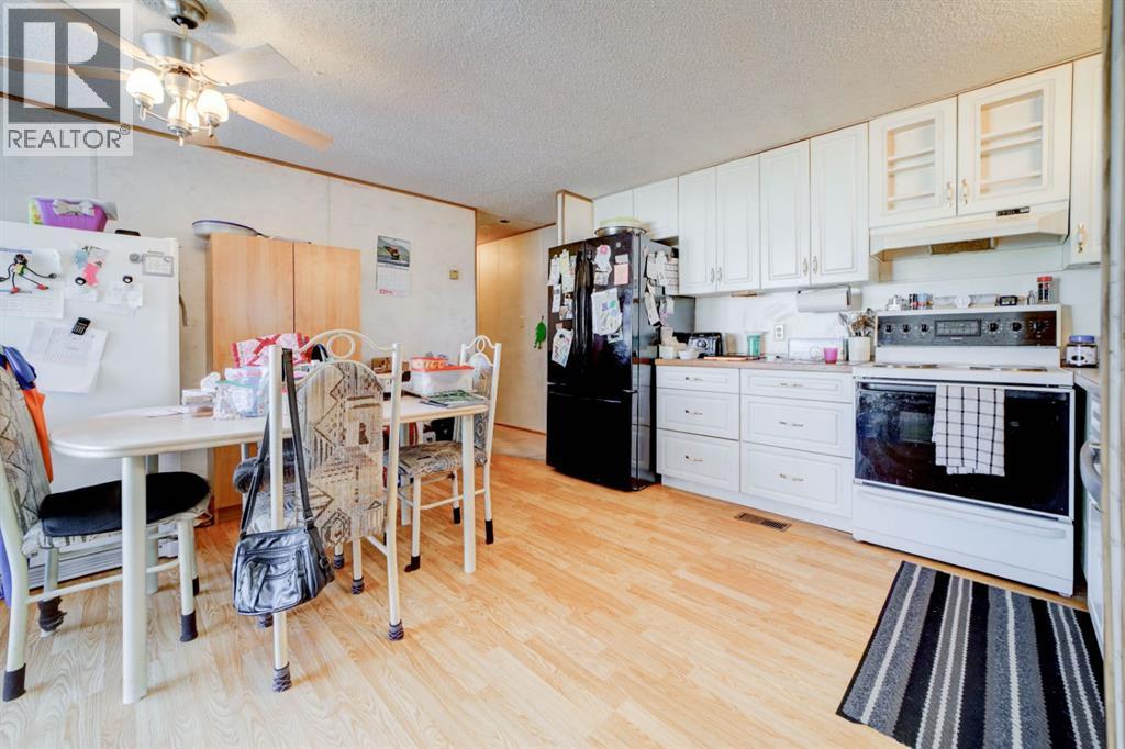 325 Minto Street, Granum, Alberta  T0L 1A0 - Photo 18 - A2335113