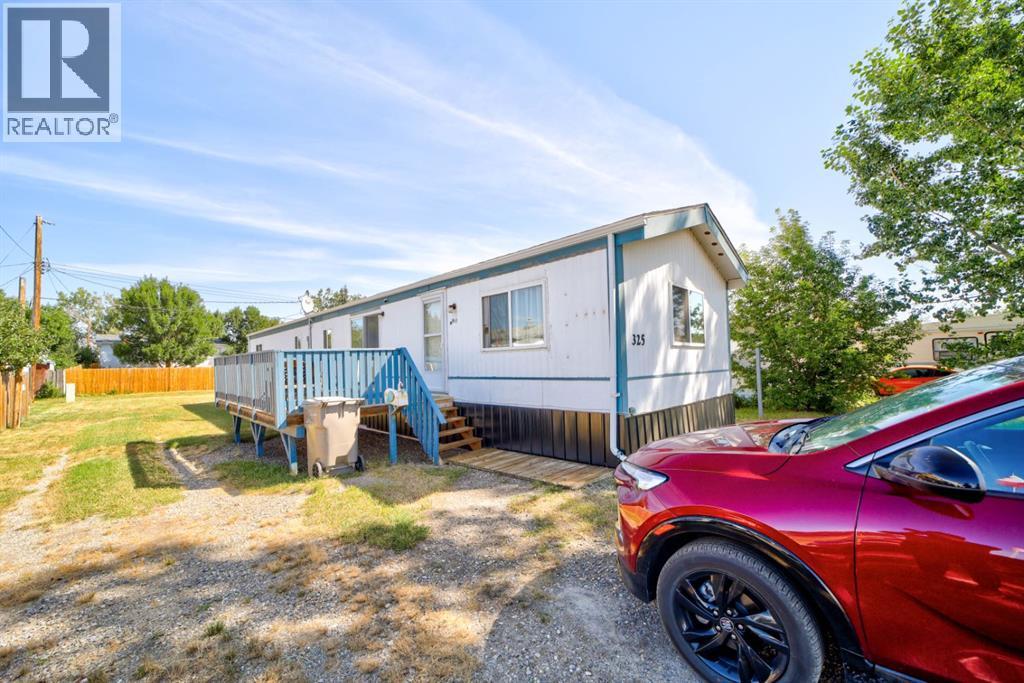 325 Minto Street, Granum, Alberta  T0L 1A0 - Photo 1 - A2335113