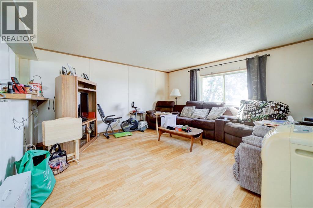 325 Minto Street, Granum, Alberta  T0L 1A0 - Photo 5 - A2335113