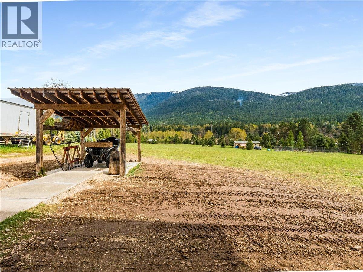 6810 & 6814 Brooks Road, Appledale, British Columbia  V0G 2J0 - Photo 73 - 10384102