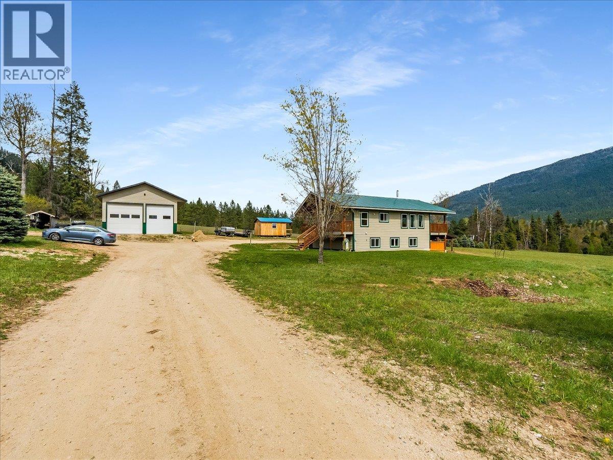6810 & 6814 Brooks Road, Appledale, British Columbia  V0G 2J0 - Photo 76 - 10384102