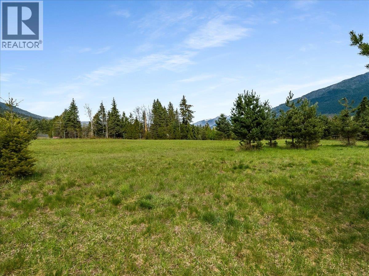 6810 & 6814 Brooks Road, Appledale, British Columbia  V0G 2J0 - Photo 78 - 10384102