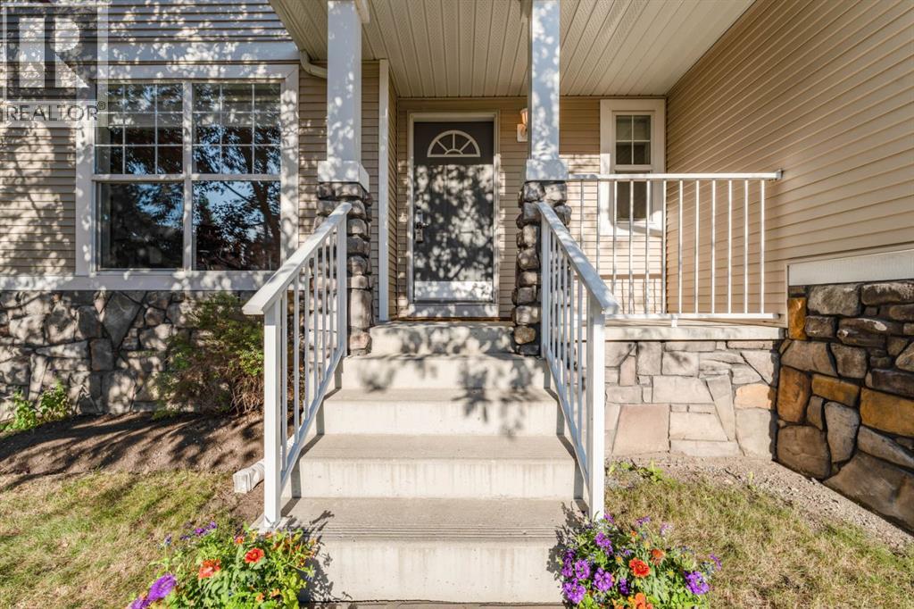 82 West Springs Way SW, Calgary, Alberta  T3H 5G5 - Photo 2 - A2334332
