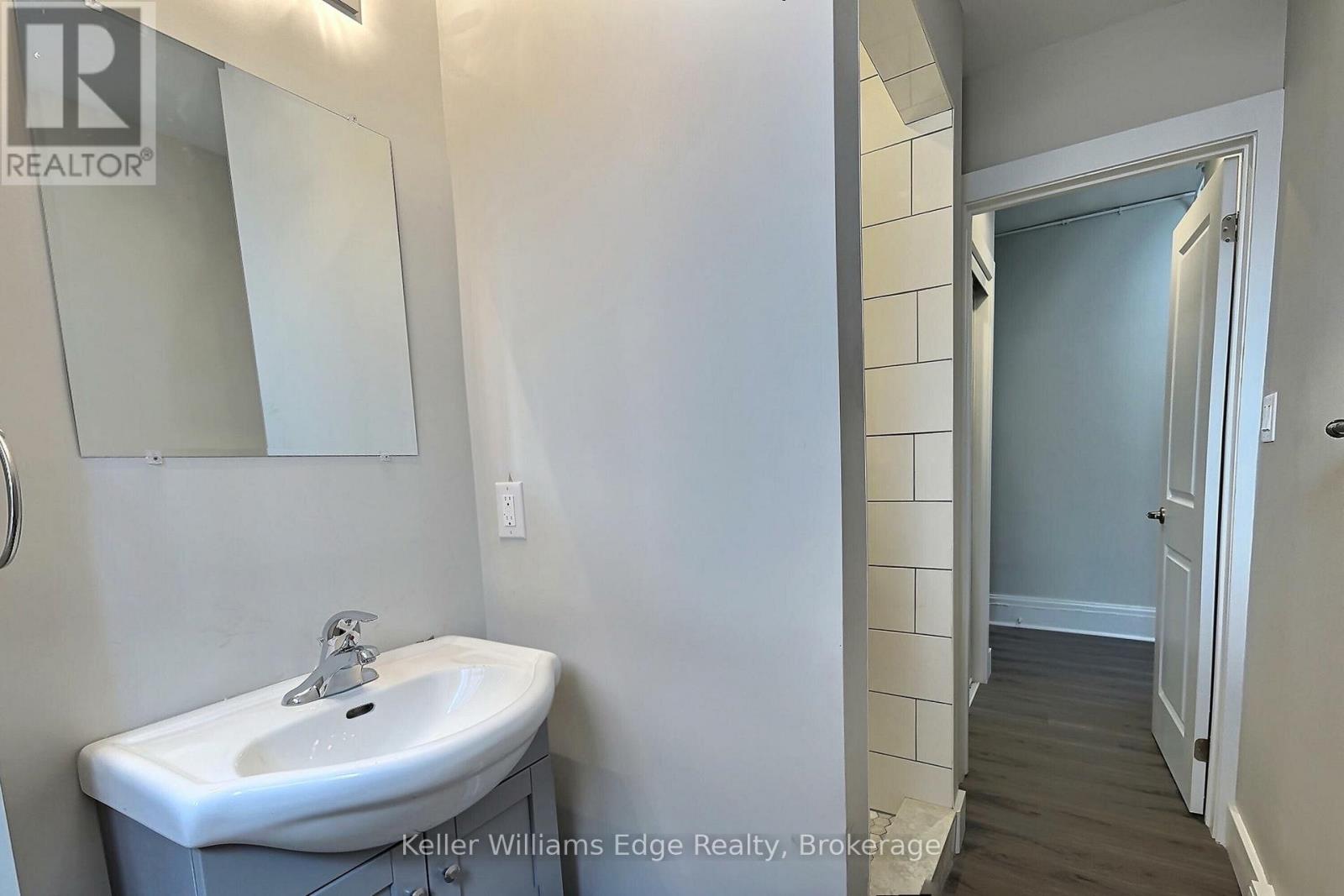 8 - 8 Tisdale Street S, Hamilton, Ontario  L8N 2V9 - Photo 9 - X13655952