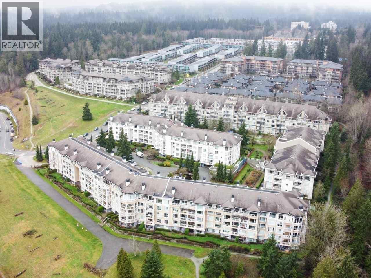 212 3600 Windcrest Drive, North Vancouver, British Columbia V7G 2S5 - Photo 12 - R3154038