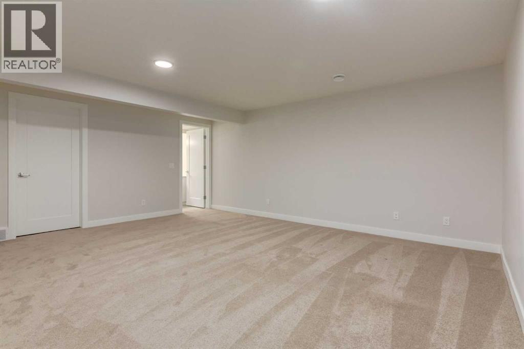 31 Tuscany Summit Square NW, Calgary, Alberta  T3L 0G1 - Photo 26 - A2336068