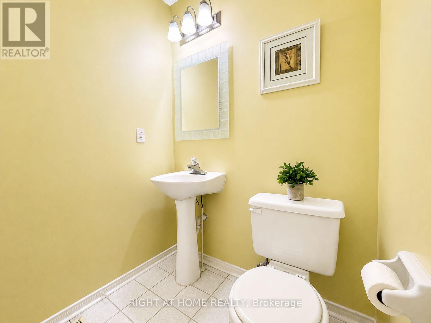 10 Banner Road, Brampton, Ontario L6X 4K6 - Photo 3 - W13655946