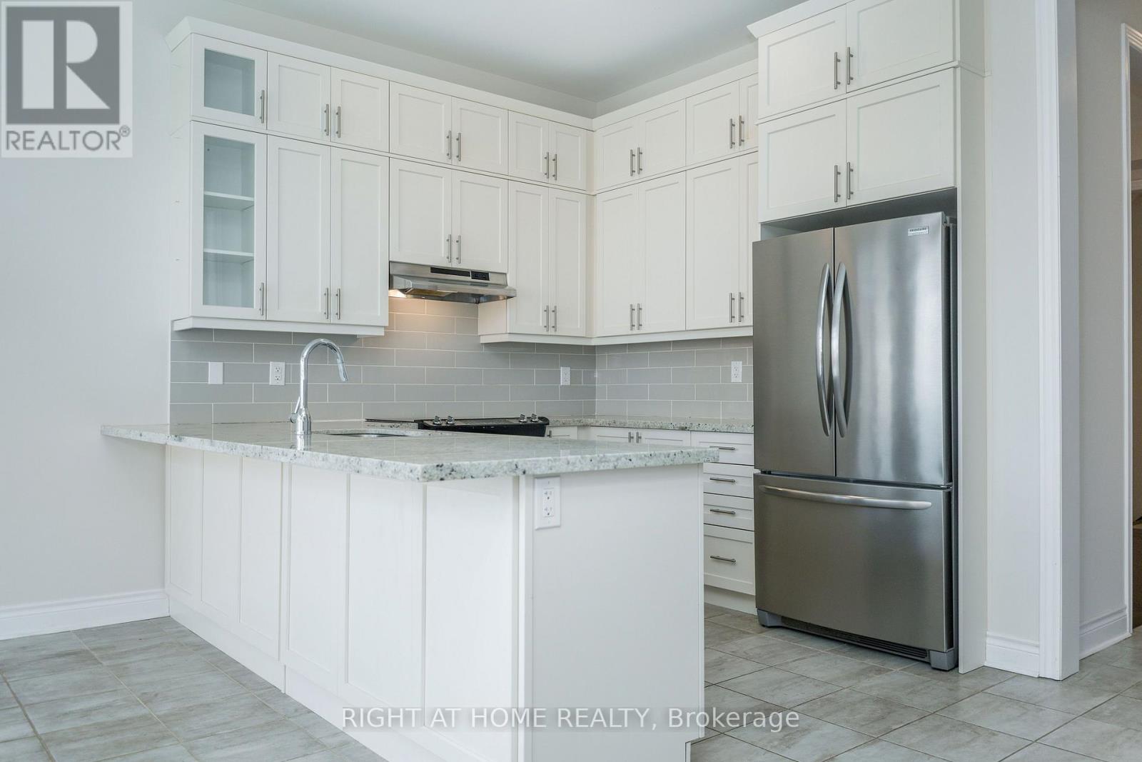 8 Monarch Drive, Halton Hills, Ontario L7G 0H9 - Photo 16 - W13655948