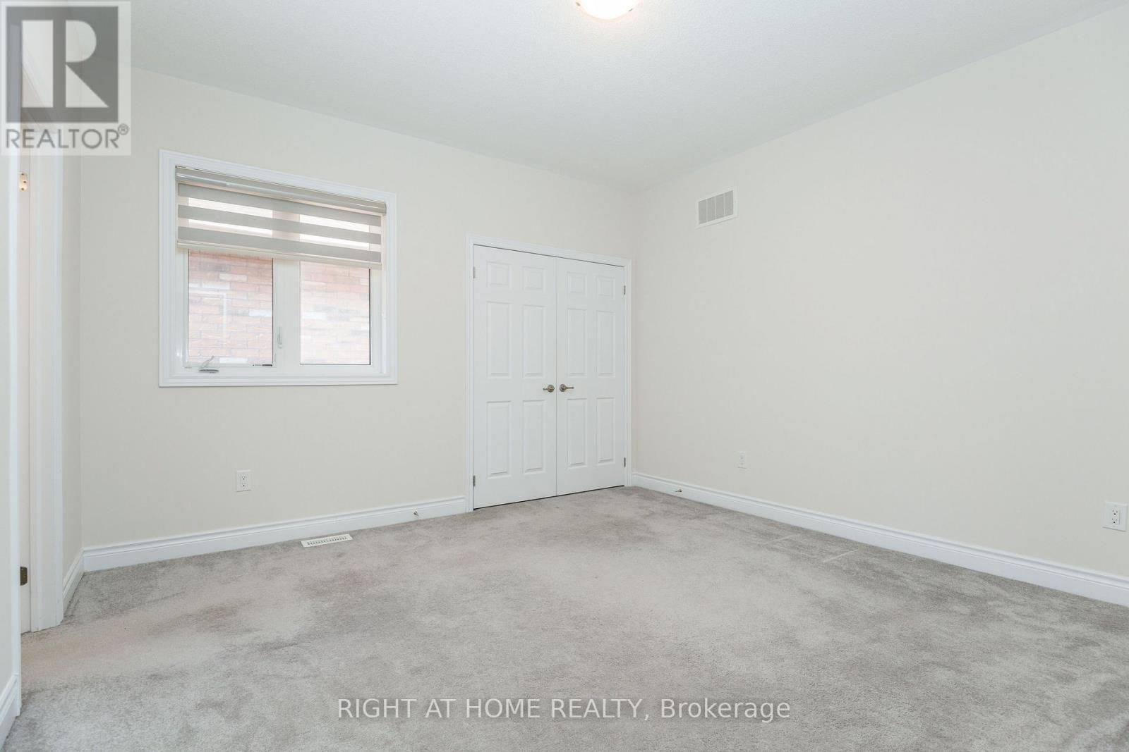 8 Monarch Drive, Halton Hills, Ontario L7G 0H9 - Photo 28 - W13655948