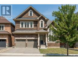 8 MONARCH DRIVE, Halton Hills, Ontario