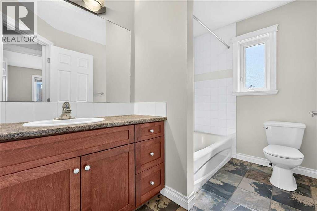 125 25 Avenue NW, Calgary, Alberta  T2M 2A4 - Photo 34 - A2327025