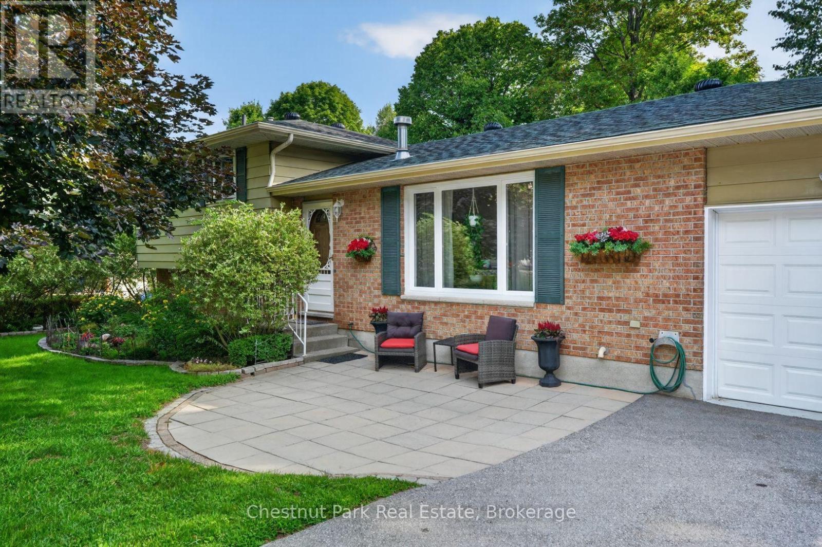 80 HUBBEL CRESCENT, huntsville, Ontario