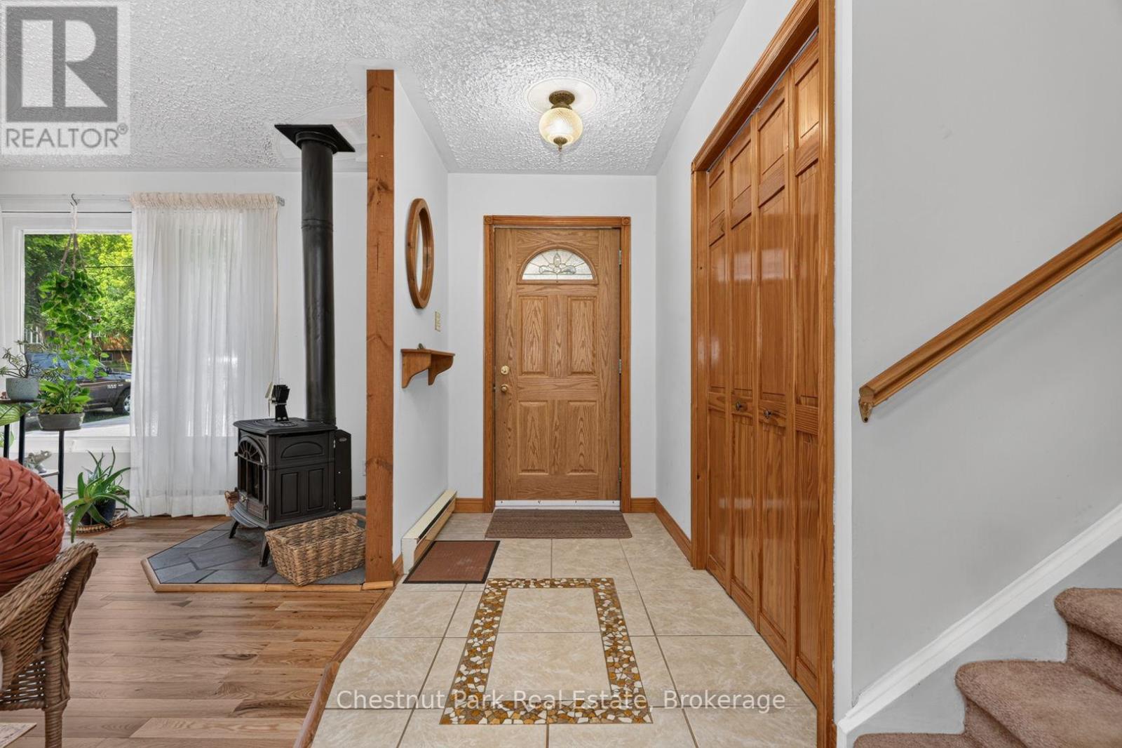 80 Hubbel Crescent, Huntsville, Ontario  P1H 1S6 - Photo 3 - X13655962