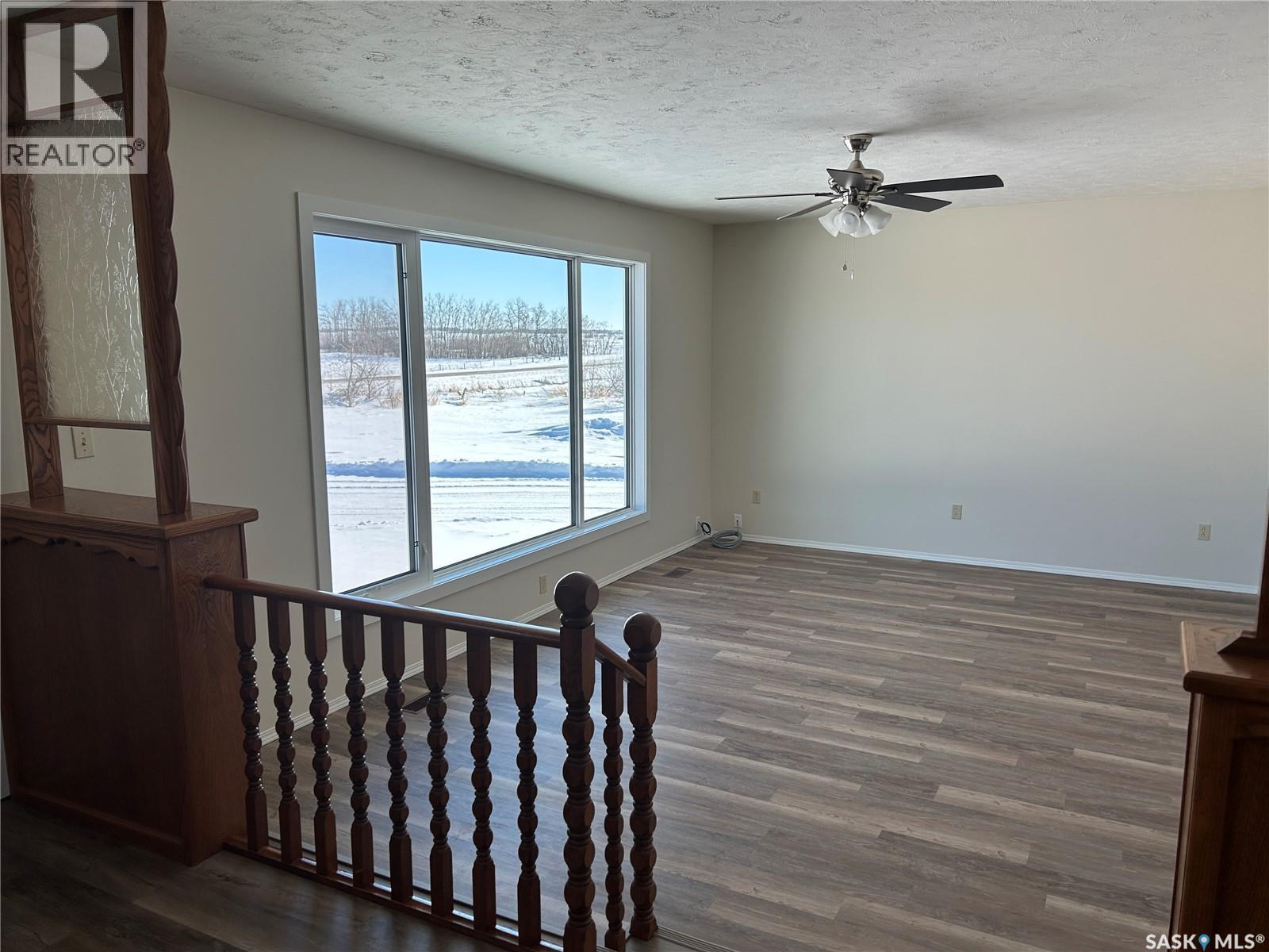 Melville Acreage Colmer Sk, Melville, Saskatchewan  S0A 2P0 - Photo 18 - SK044542