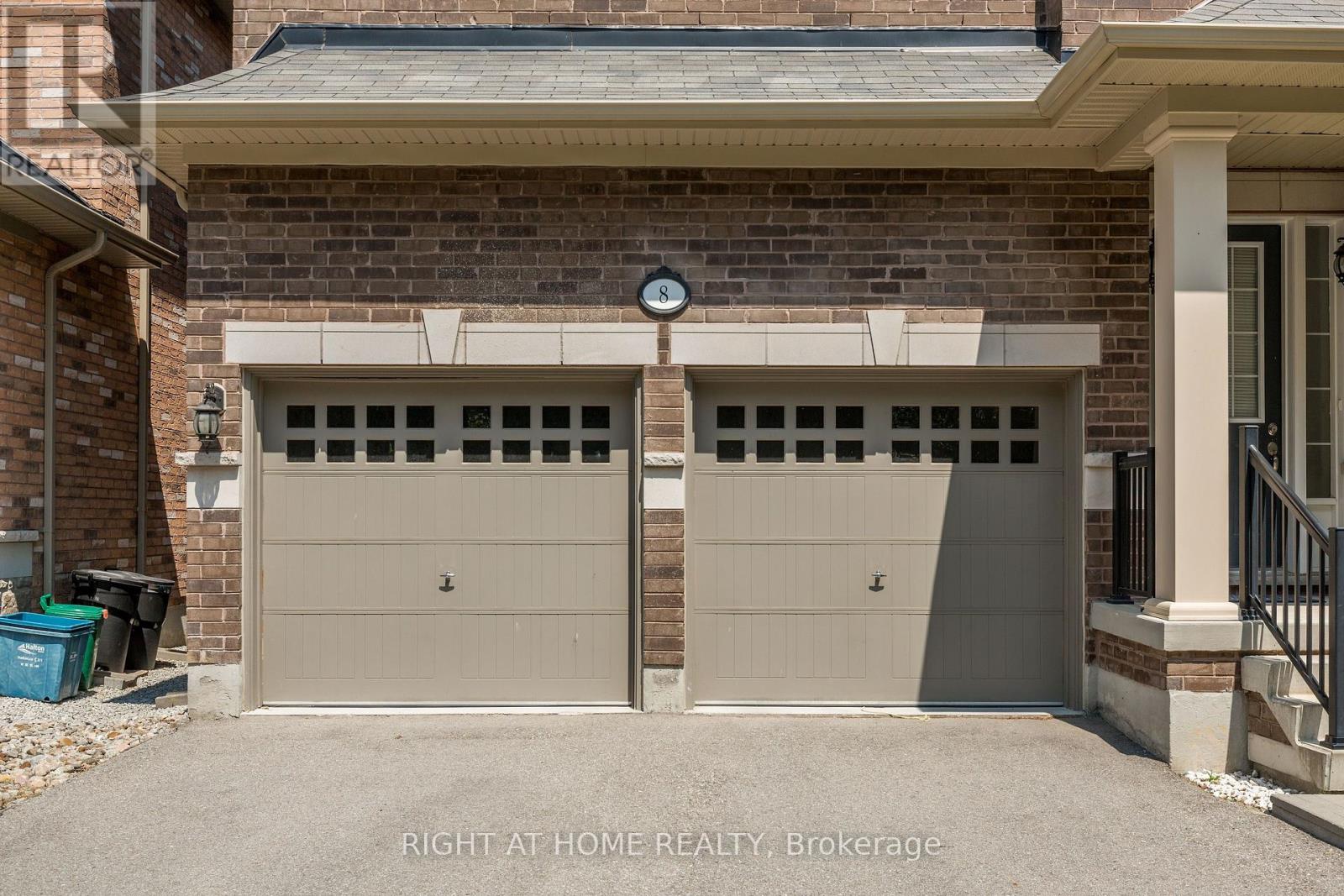 8 Monarch Drive, Halton Hills, Ontario  L7G 0H9 - Photo 2 - W13655958