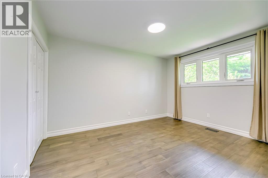 356 Dunlop Crescent, Burlington, Ontario  L7L 3N7 - Photo 18 - 40852551