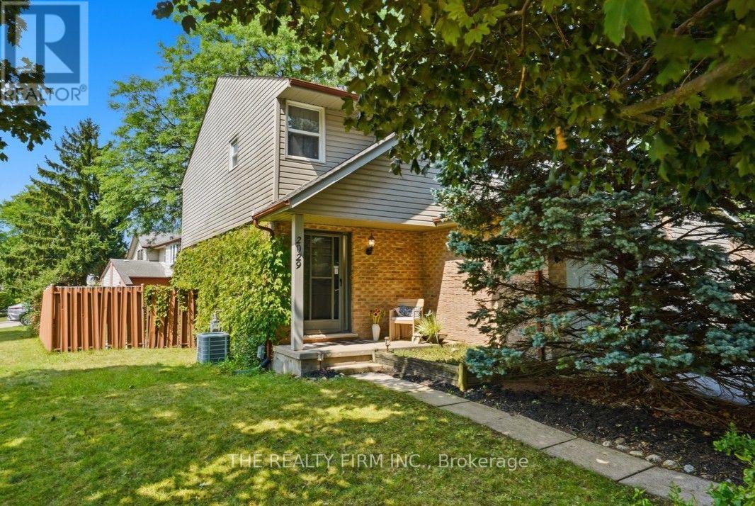 2029 ALDERSBROOK ROAD, London North, Ontario