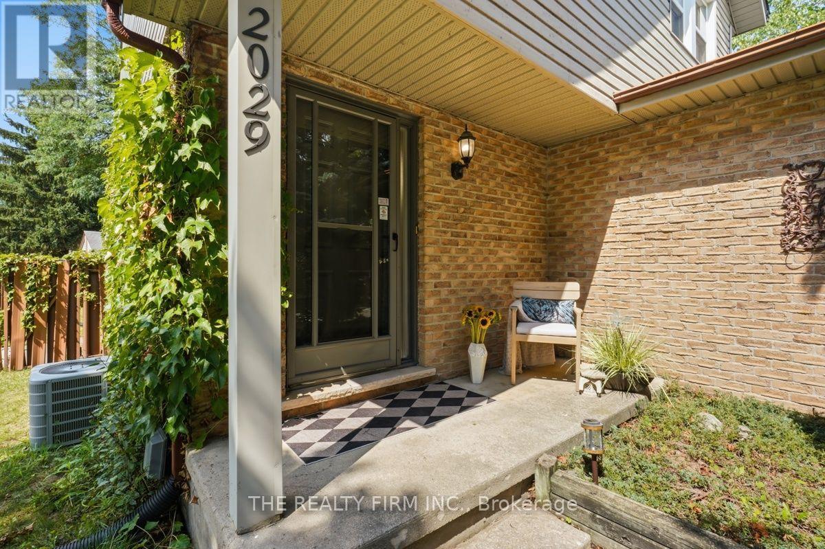 2029 Aldersbrook Road, London North, Ontario  N6G 3N2 - Photo 8 - X13656010