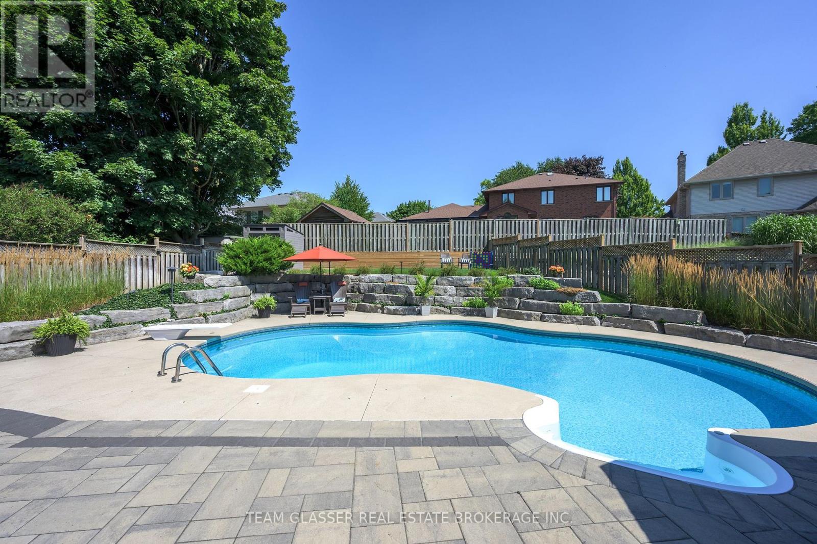 27 Chestnut Hill, London South, Ontario  N6K 4J5 - Photo 20 - X13656026