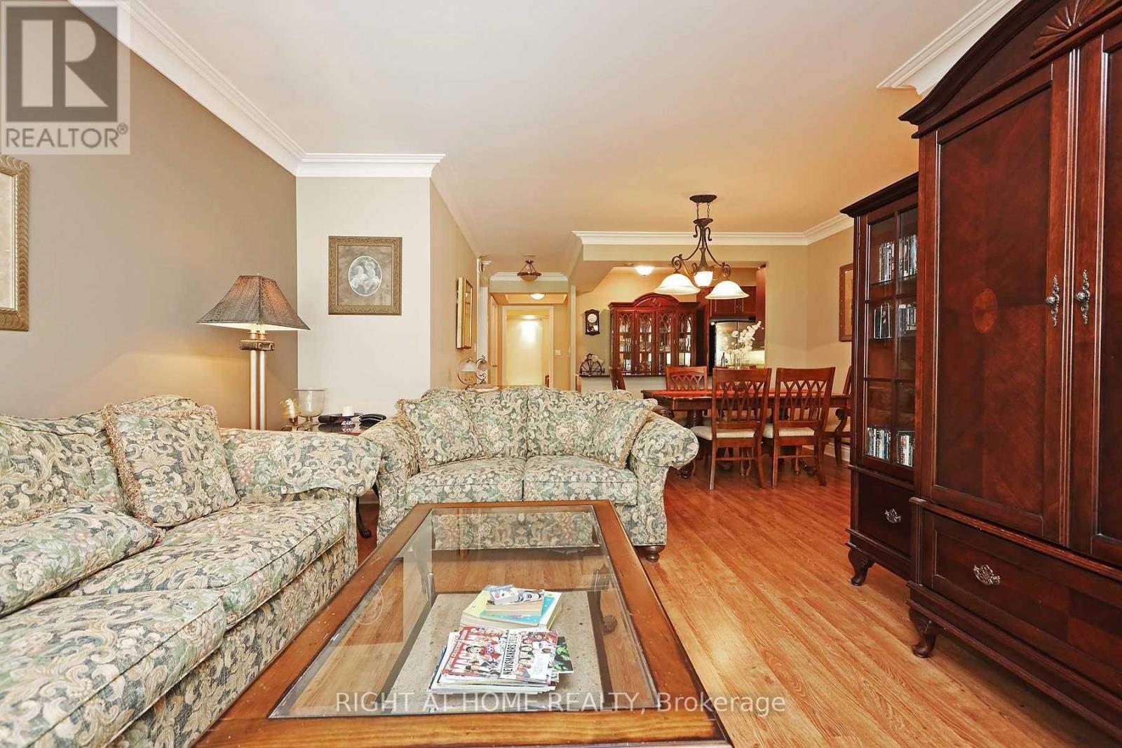 615 - 38 William Carson Crescent, Toronto, Ontario M2P 2H2 - Photo 2 - C13655992