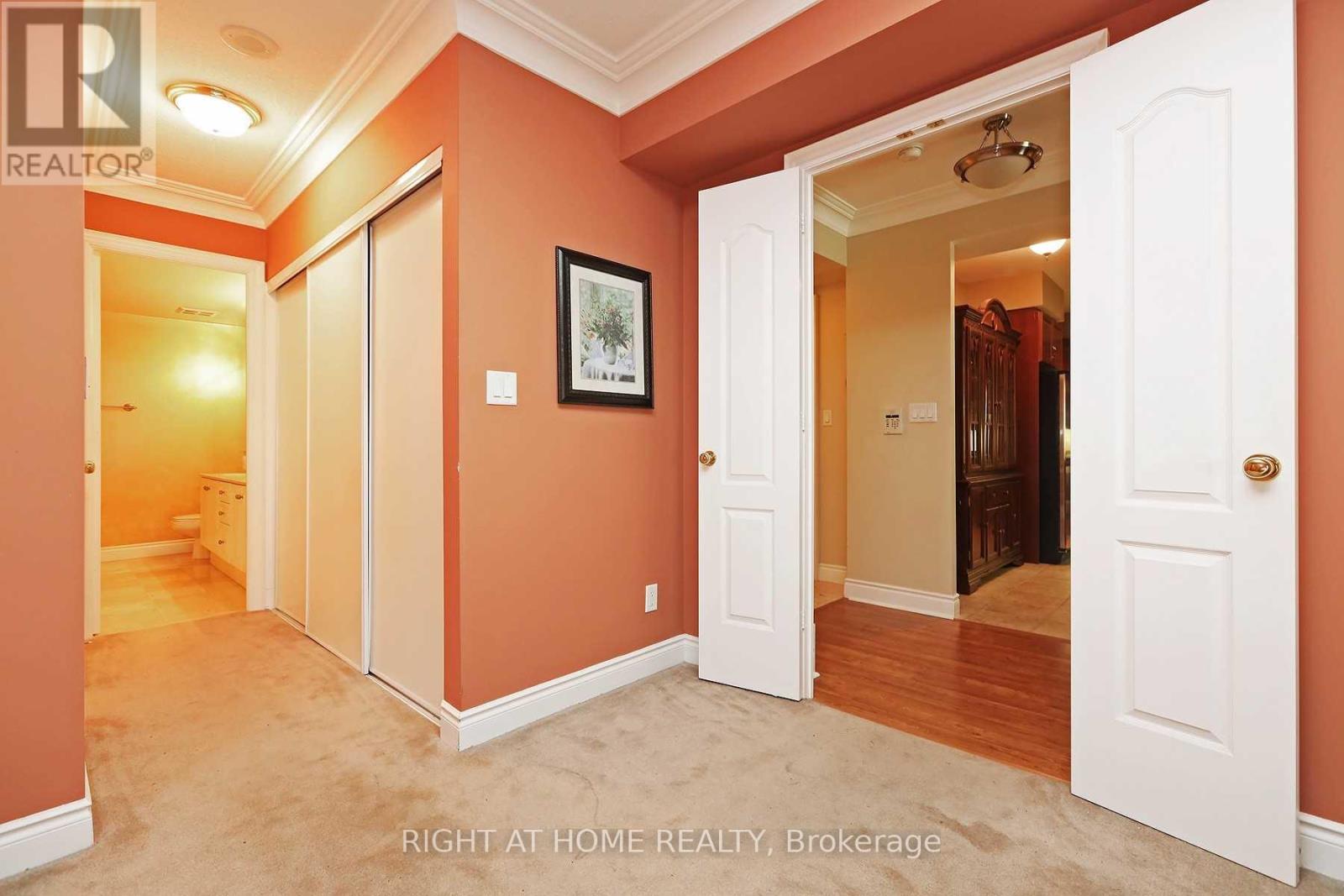 615 - 38 William Carson Crescent, Toronto, Ontario M2P 2H2 - Photo 9 - C13655992