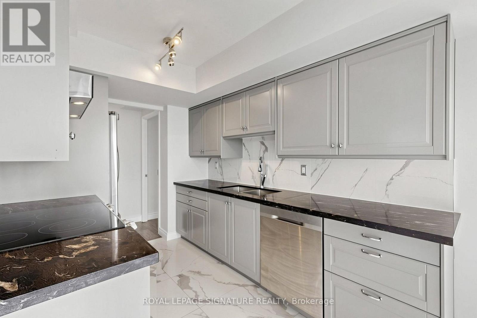 1801 - 388 Bloor Street E, Toronto, Ontario  M4W 3W9 - Photo 16 - C13656004