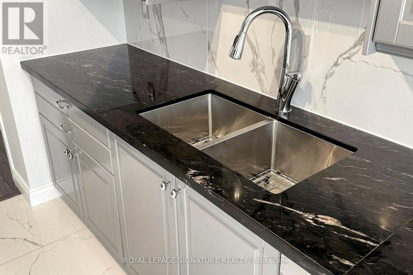 1801 - 388 Bloor Street E, Toronto, Ontario  M4W 3W9 - Photo 21 - C13656004