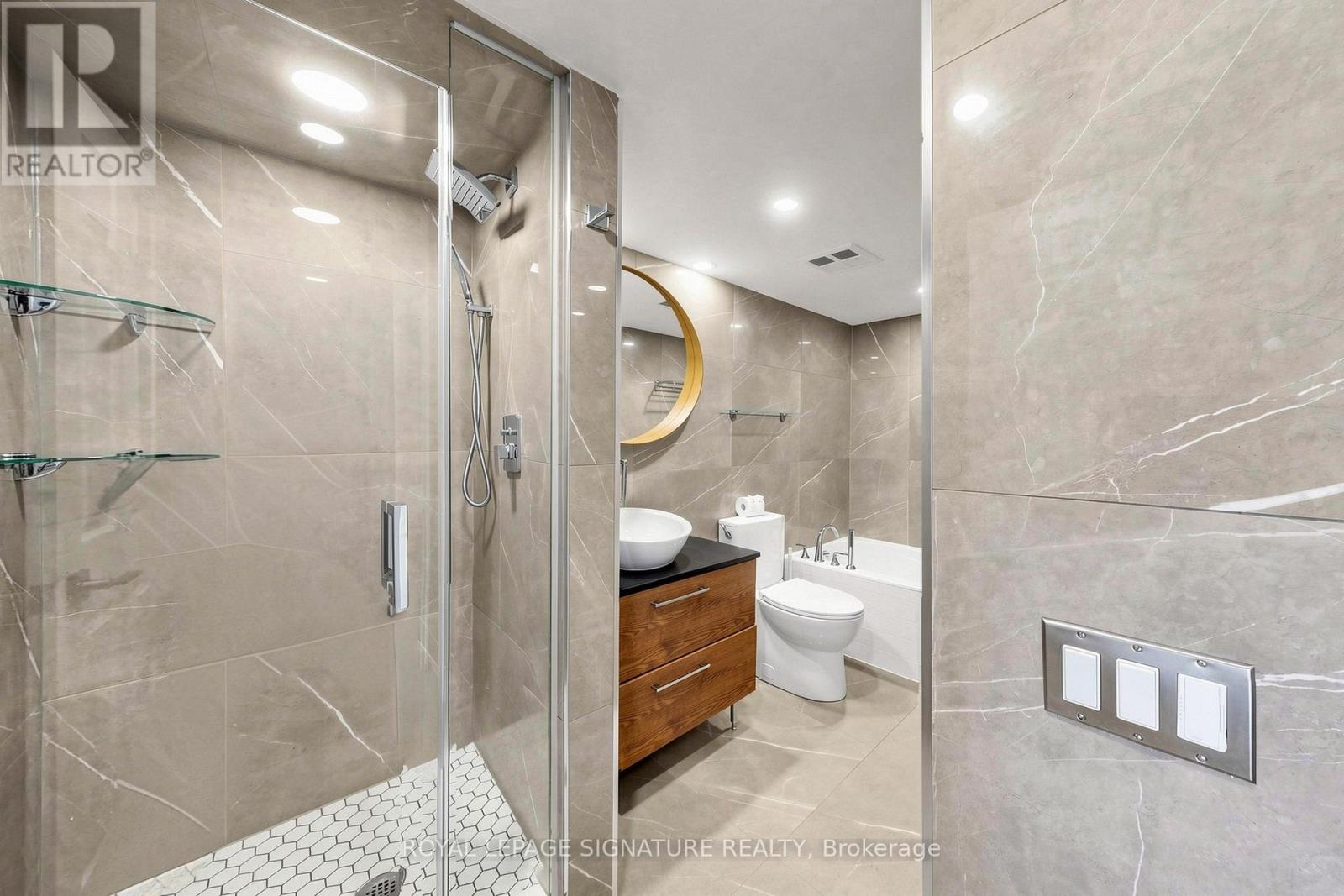 1801 - 388 Bloor Street E, Toronto, Ontario  M4W 3W9 - Photo 30 - C13656004