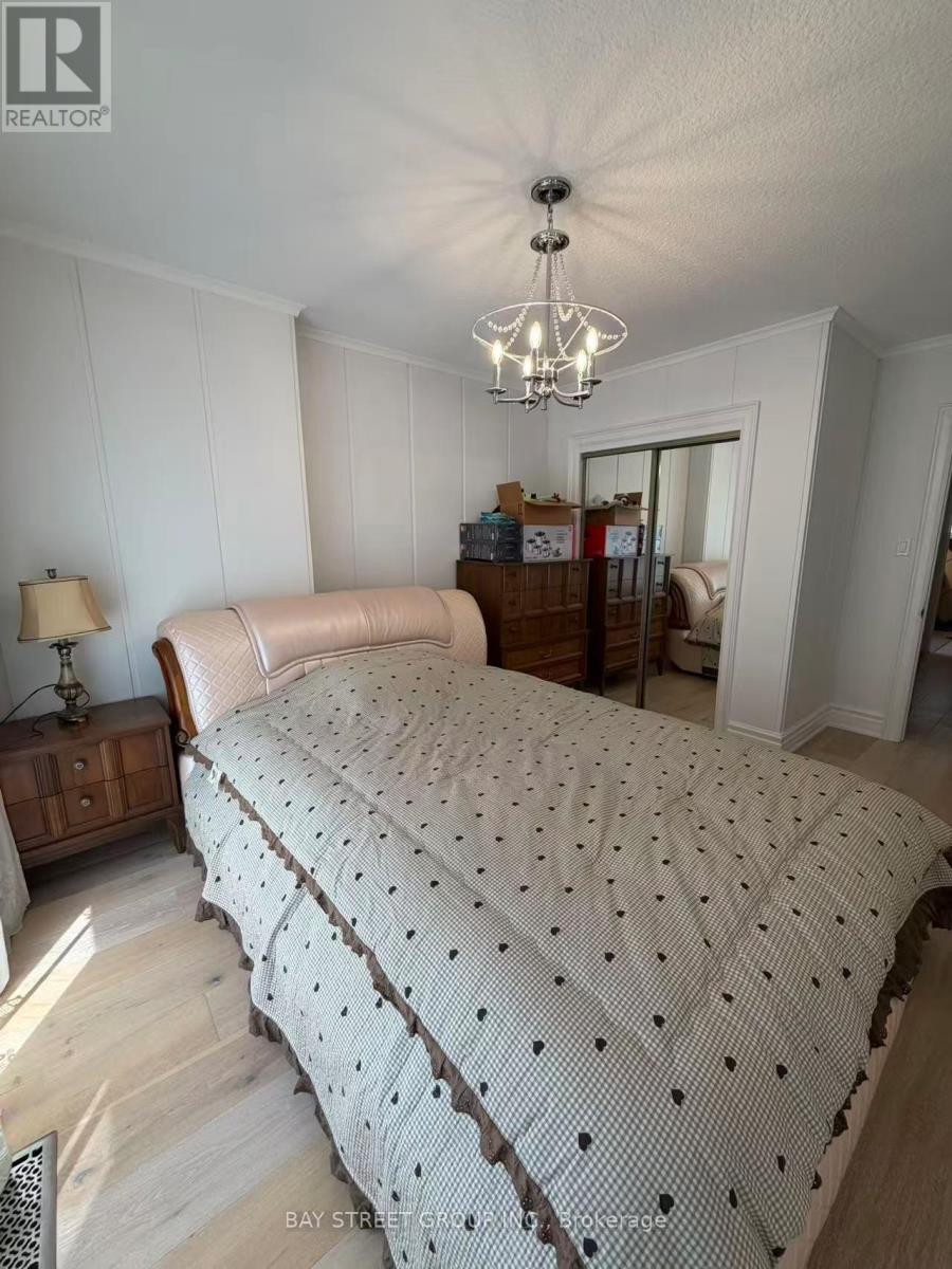 Room - 45 Foxwarren Drive, Toronto, Ontario M2K 1L1 - Photo 3 - C13656012