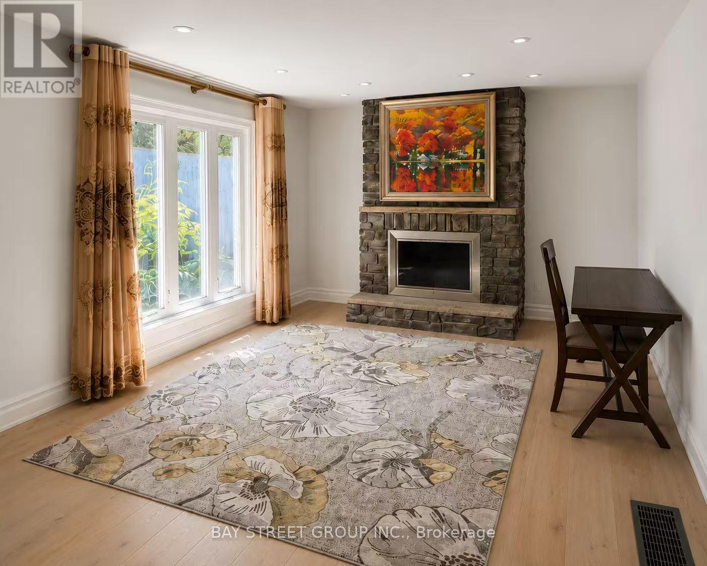 Room - 45 Foxwarren Drive, Toronto, Ontario M2K 1L1 - Photo 8 - C13656012