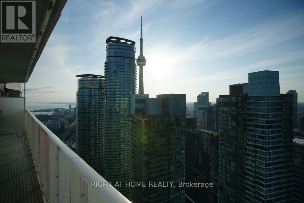 5704 - 100 Harbour Street, Toronto, Ontario M5J 0B5 - Photo 13 - C13656020