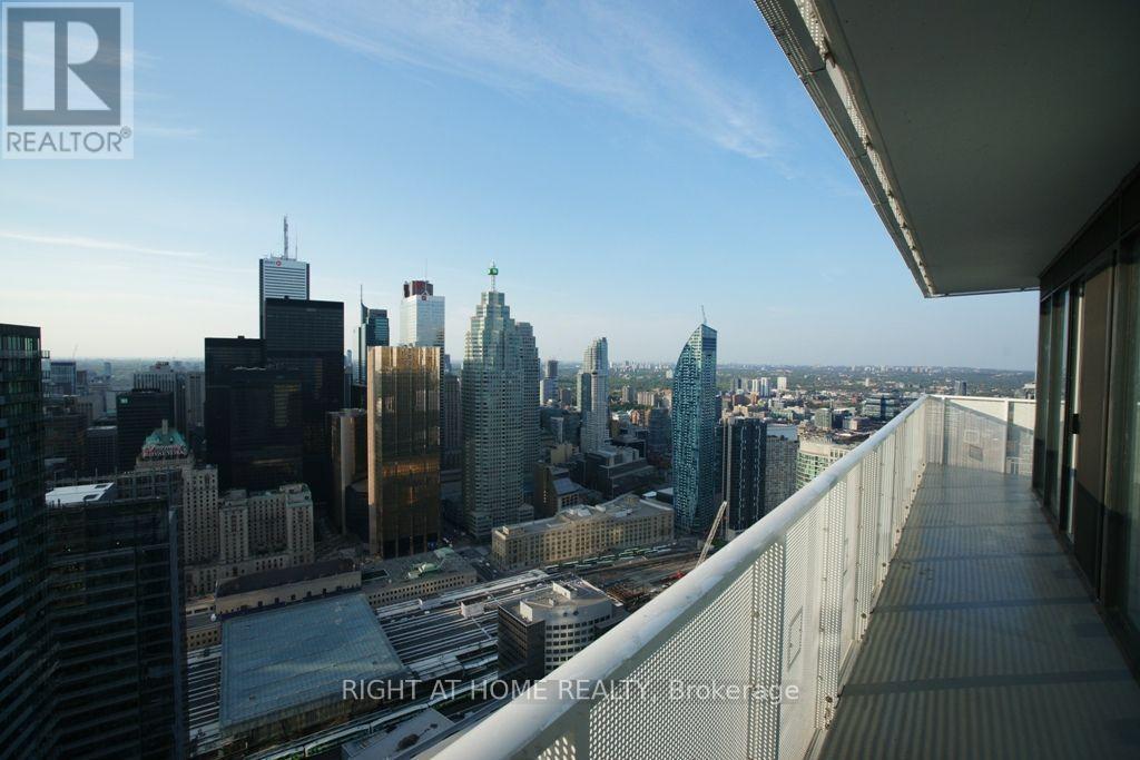 5704 - 100 Harbour Street, Toronto, Ontario M5J 0B5 - Photo 15 - C13656020