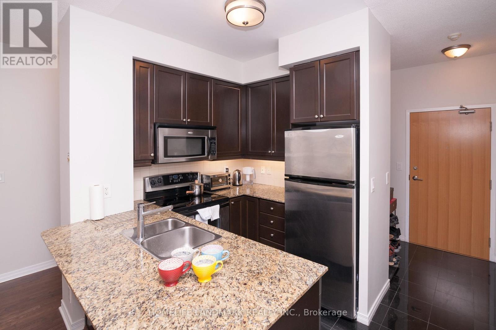 417 - 736 Spadina Avenue, Toronto, Ontario  M5S 2J6 - Photo 5 - C13656030