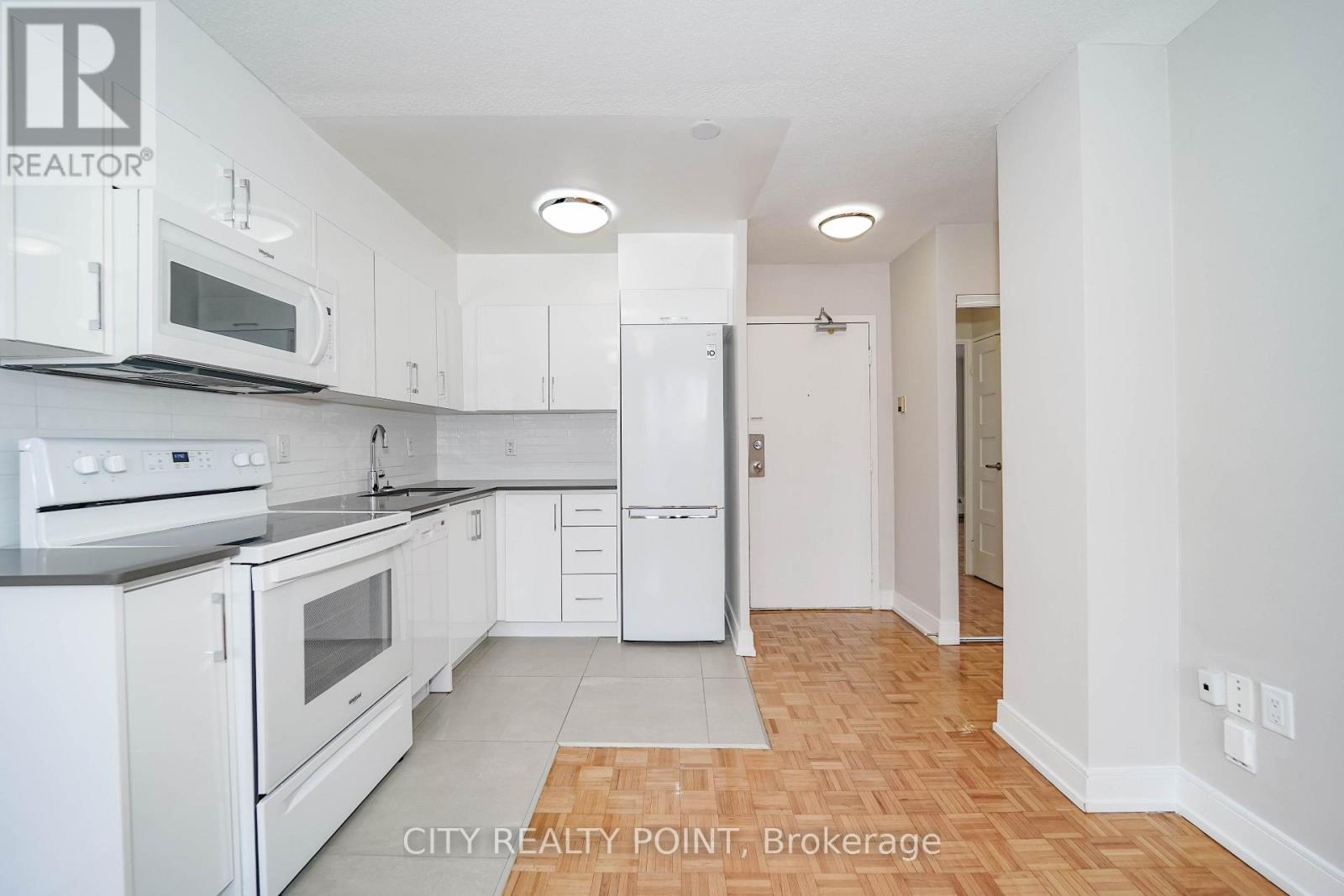 807 - 1500 Bathurst Street, Toronto, Ontario M5P 3L3 - Photo 8 - C13656044
