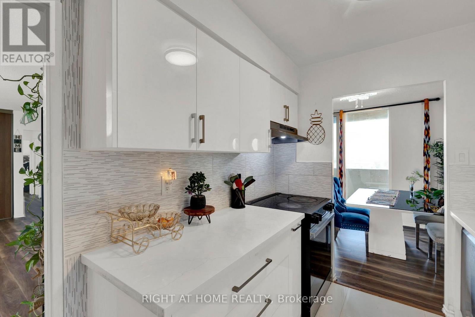 1608 - 100 Prudential Drive, Toronto, Ontario  M1P 4V4 - Photo 11 - E13655984