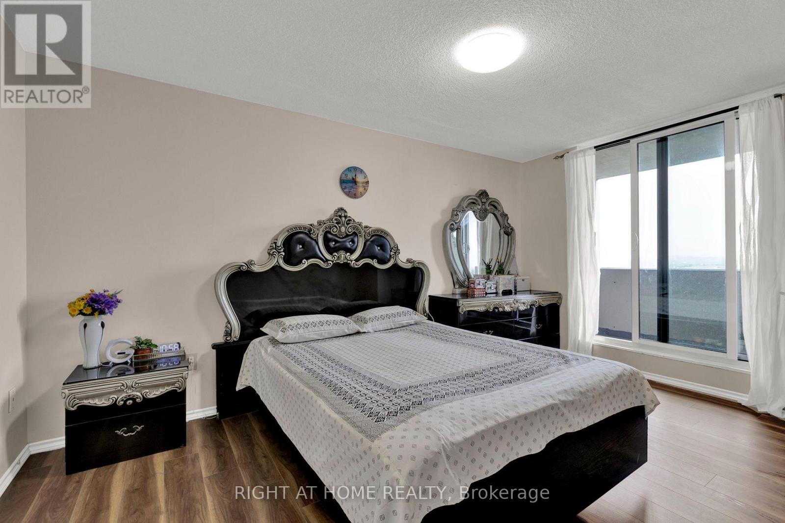 1608 - 100 Prudential Drive, Toronto, Ontario  M1P 4V4 - Photo 14 - E13655984