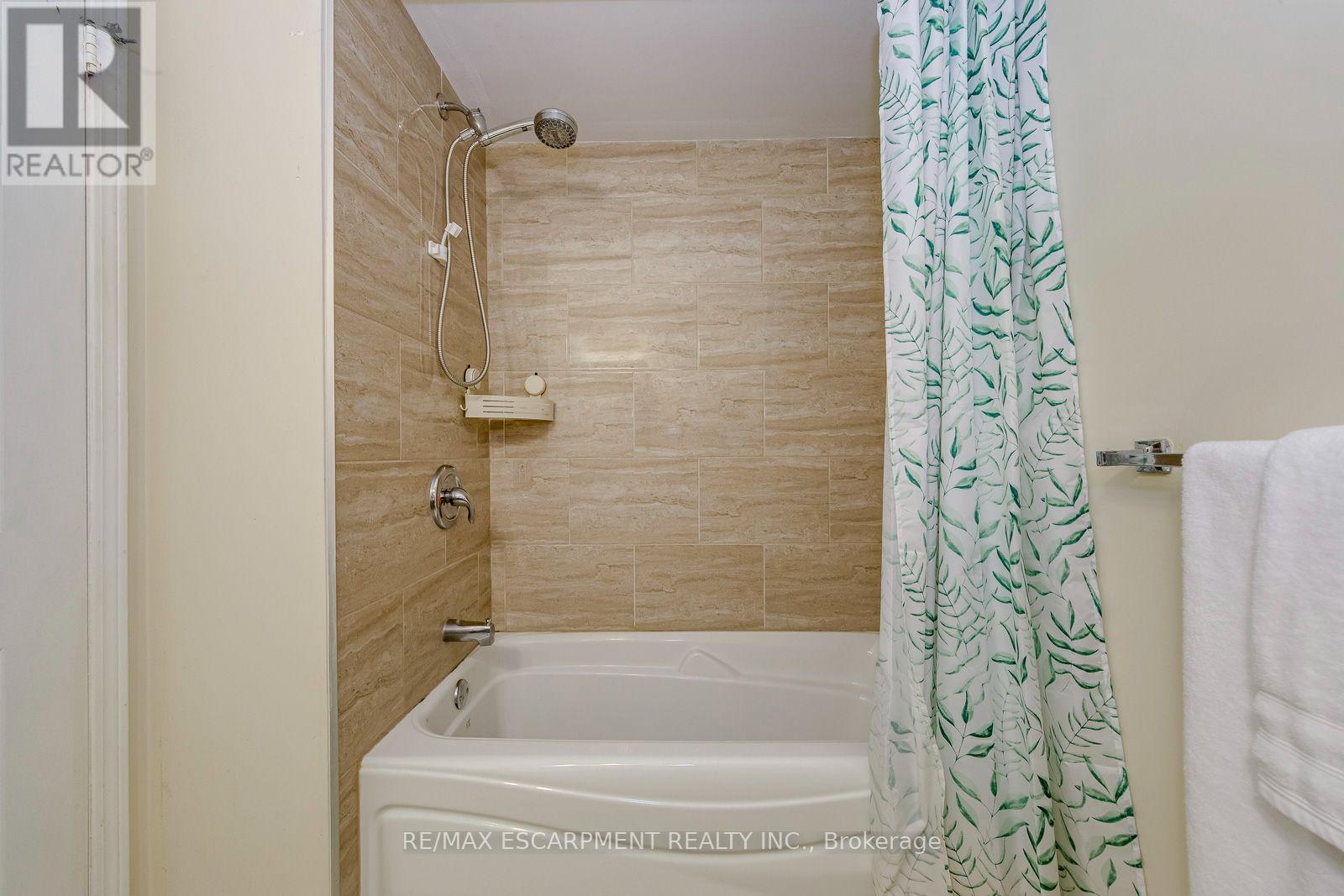 2549 Addingham Crescent, Oakville, Ontario  L6J 7K7 - Photo 21 - W13656014