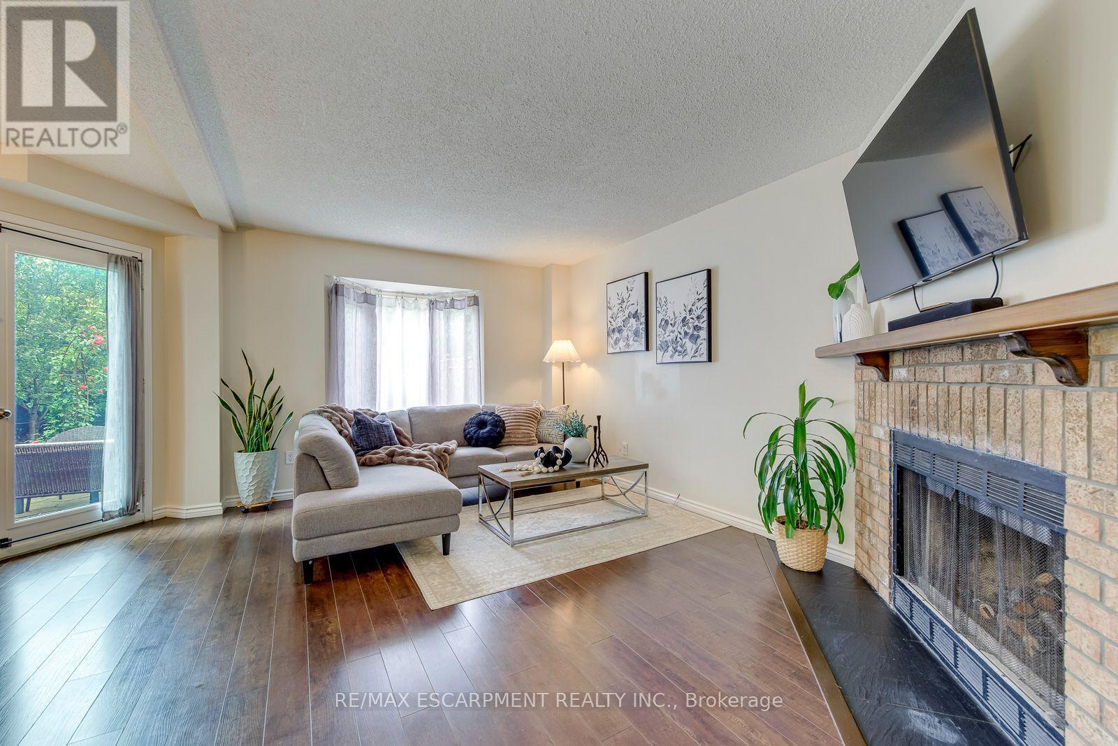2549 Addingham Crescent, Oakville, Ontario  L6J 7K7 - Photo 6 - W13656014