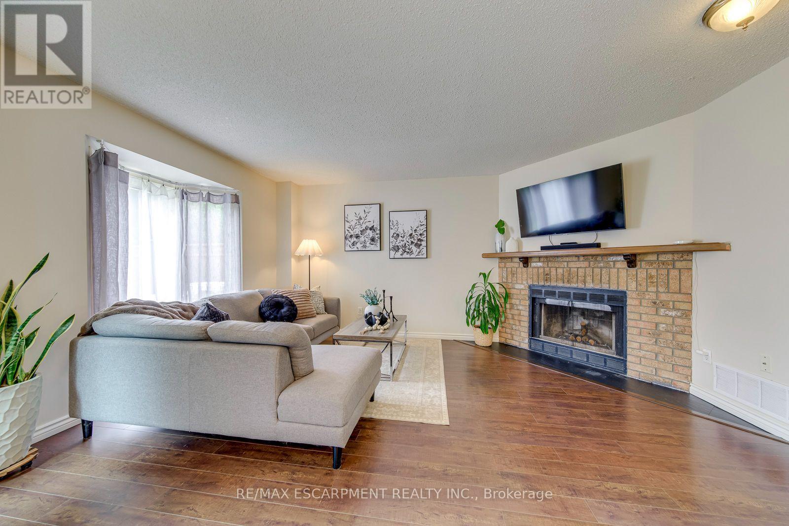 2549 Addingham Crescent, Oakville, Ontario  L6J 7K7 - Photo 7 - W13656014