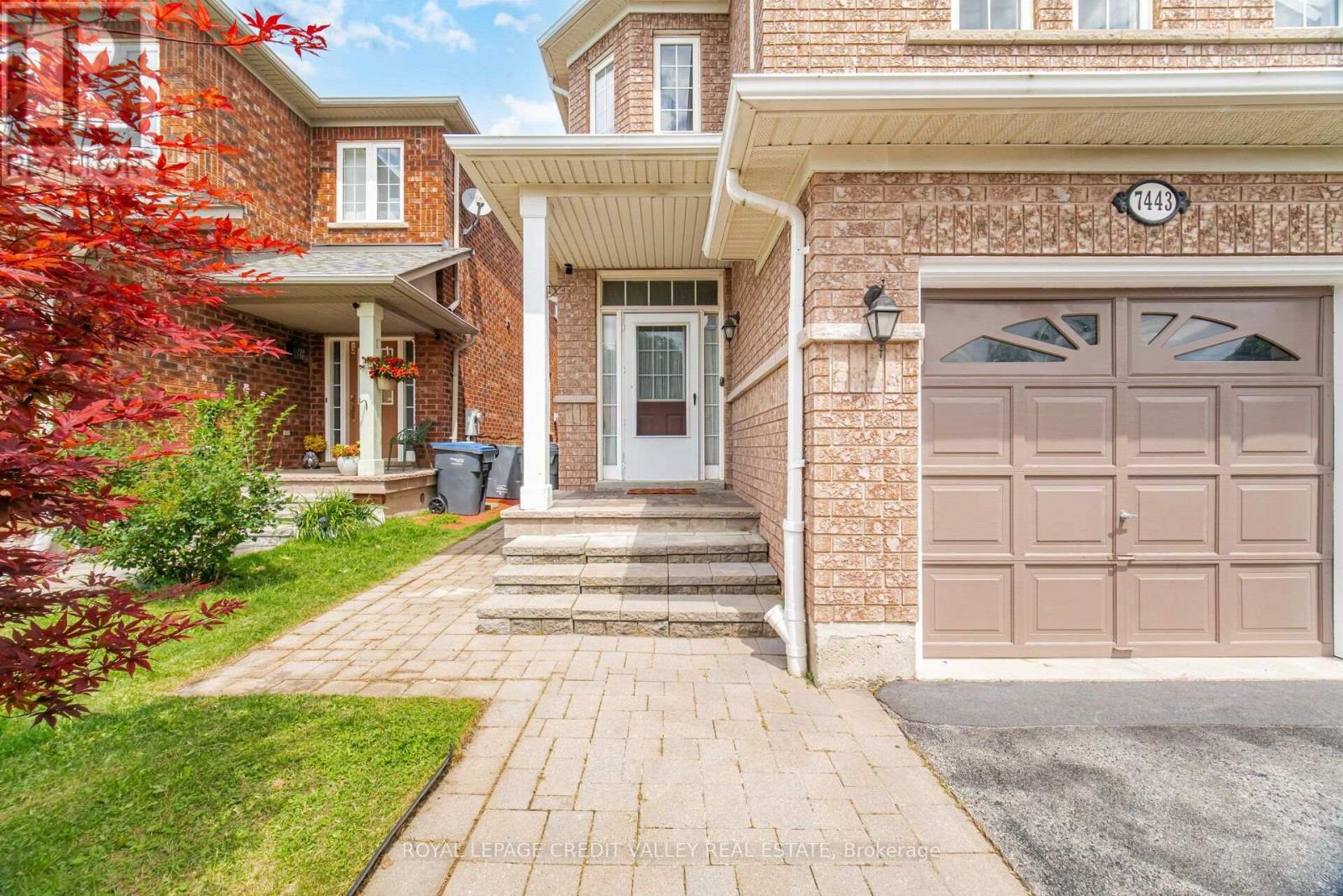 7443 Russian Olive Close, Mississauga, Ontario  L5N 8N7 - Photo 3 - W13656038