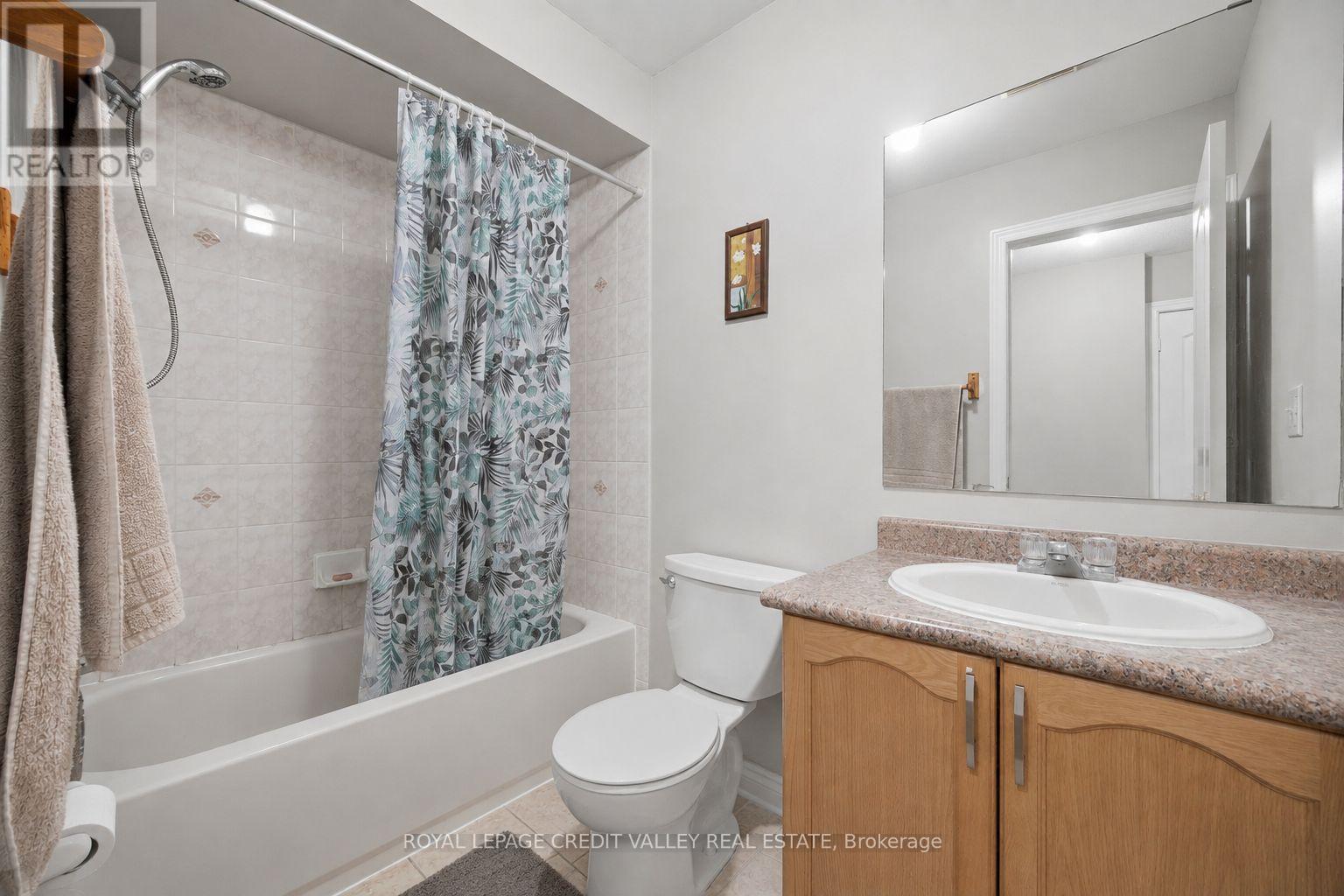 7443 Russian Olive Close, Mississauga, Ontario  L5N 8N7 - Photo 34 - W13656038