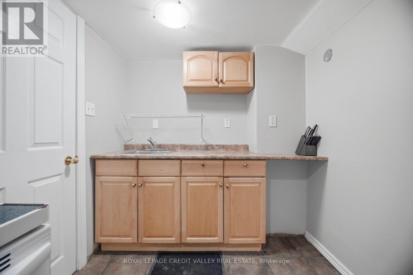 7443 Russian Olive Close, Mississauga, Ontario  L5N 8N7 - Photo 37 - W13656038