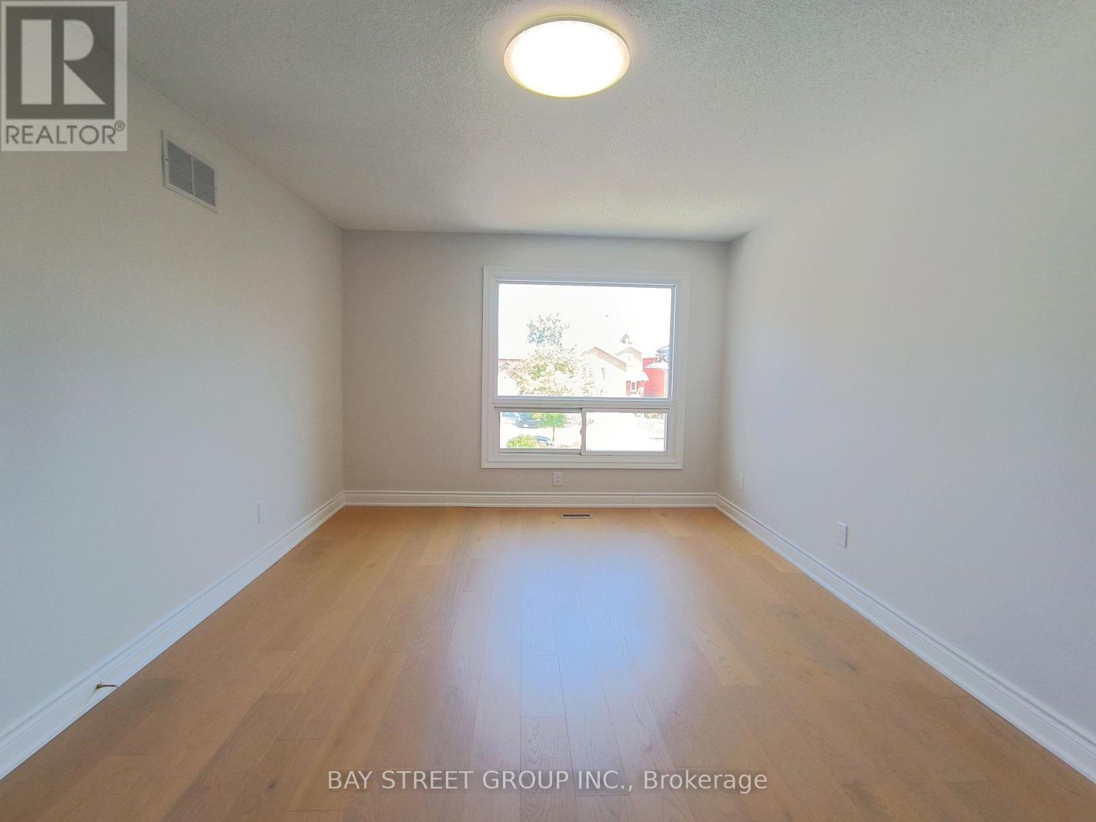3282 Dragon Drive, Mississauga, Ontario  L5B 3G7 - Photo 13 - W13656042