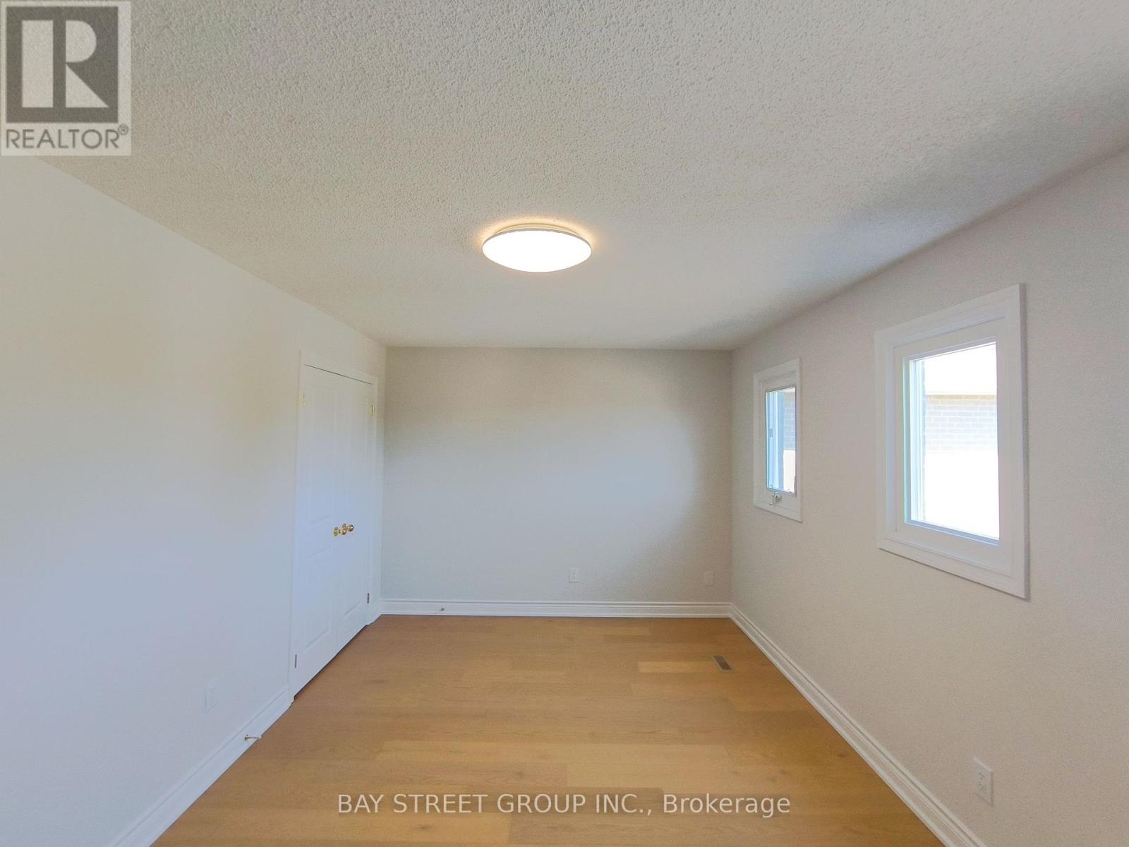 3282 Dragon Drive, Mississauga, Ontario  L5B 3G7 - Photo 17 - W13656042