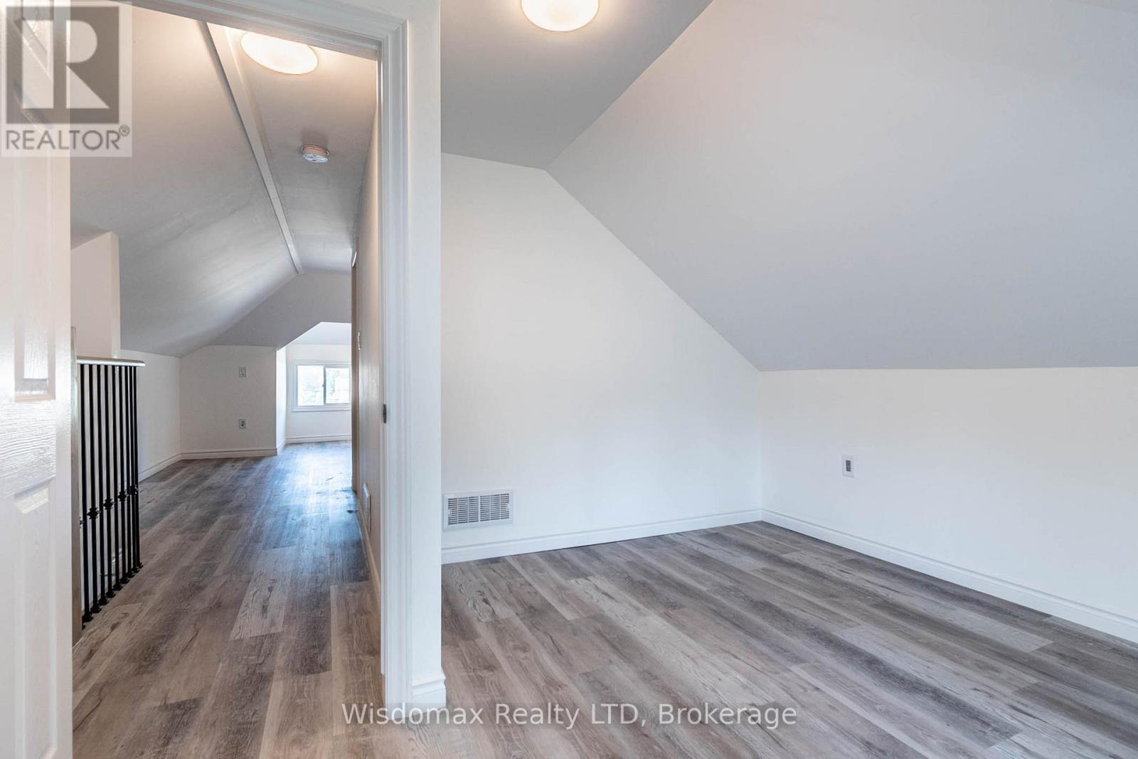 5790 Robinson Street, Niagara Falls, Ontario  L2G 2B2 - Photo 24 - X13656078