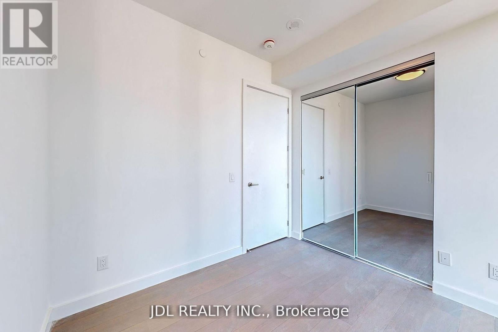 2101 - 81 Wellesley Street E, Toronto, Ontario M4Y 0C5 - Photo 16 - C13656050