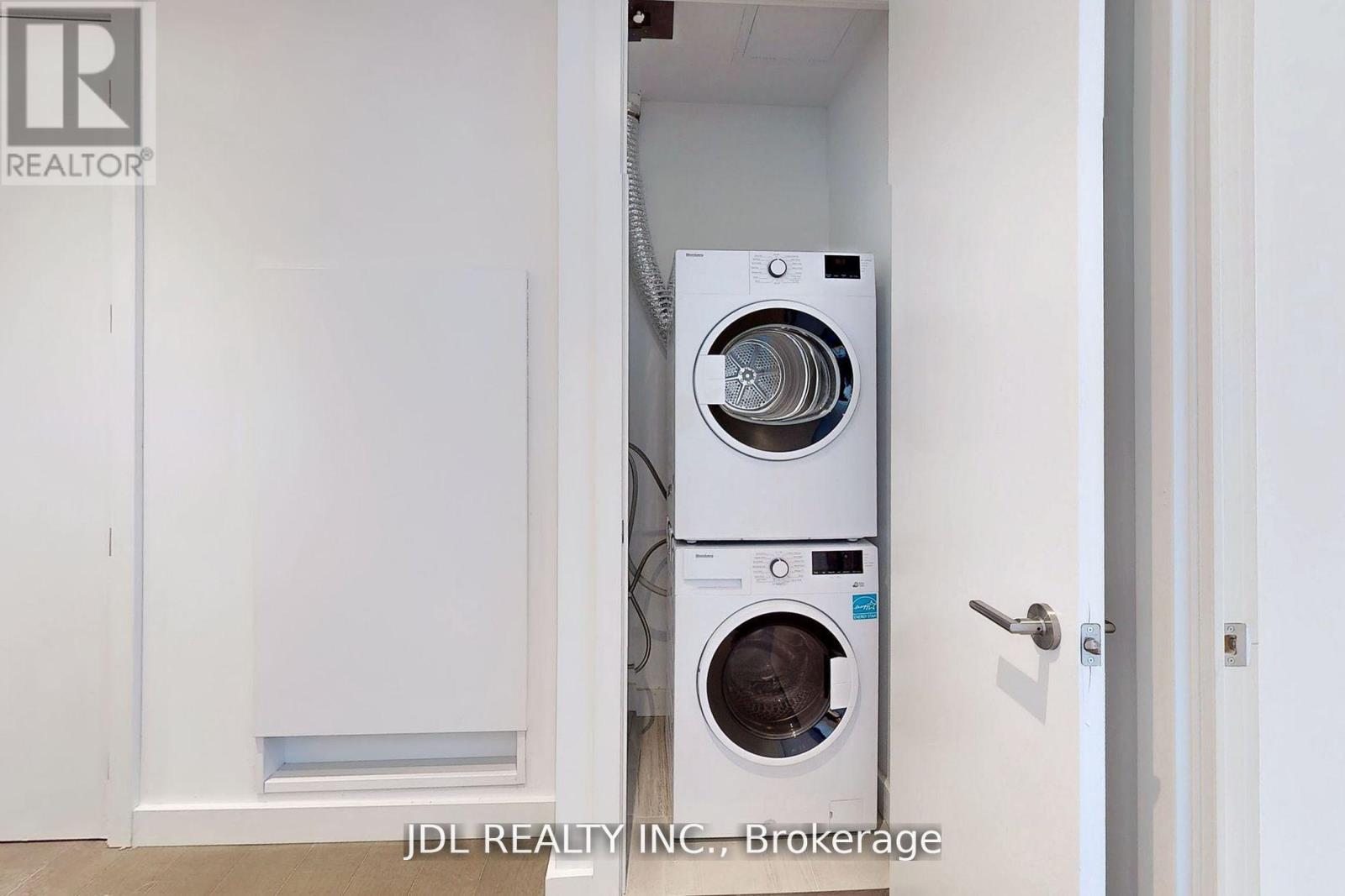 2101 - 81 Wellesley Street E, Toronto, Ontario M4Y 0C5 - Photo 18 - C13656050