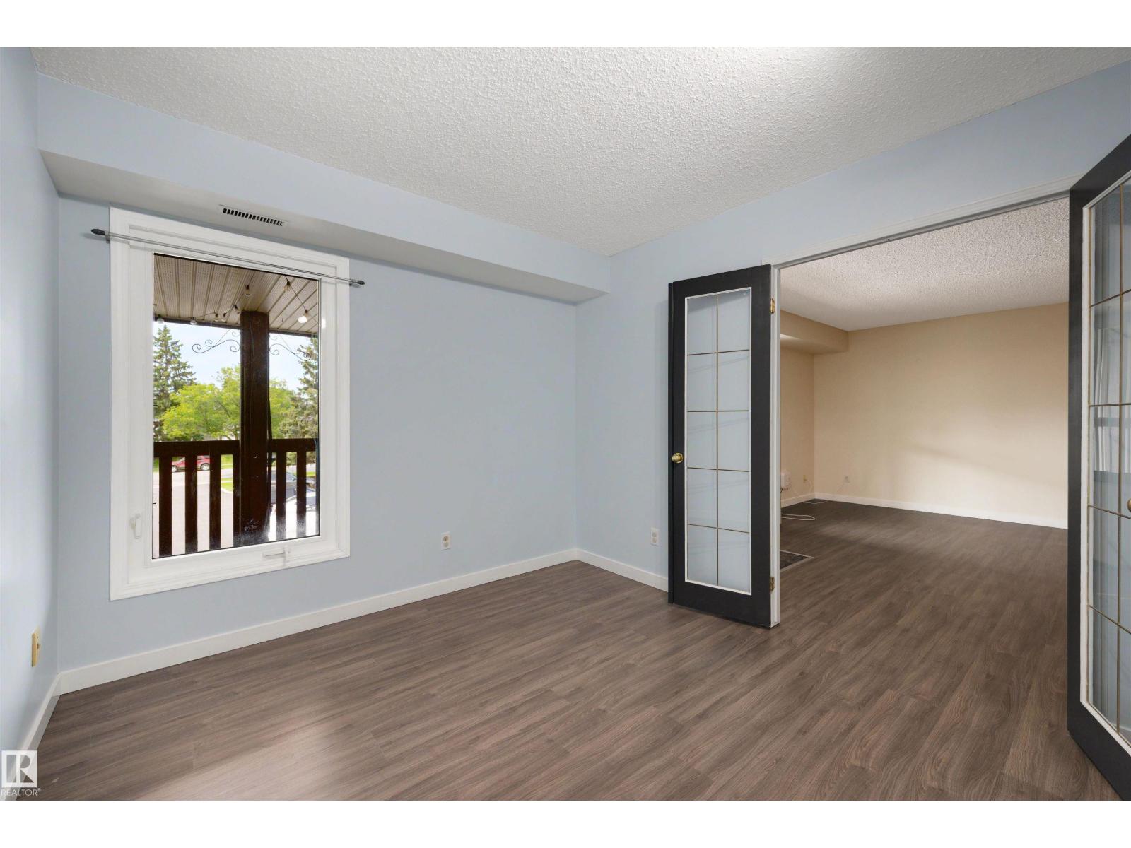 241 Surrey Gardens Gd NW, Edmonton, Alberta  T5T 1Z3 - Photo 14 - E4502972